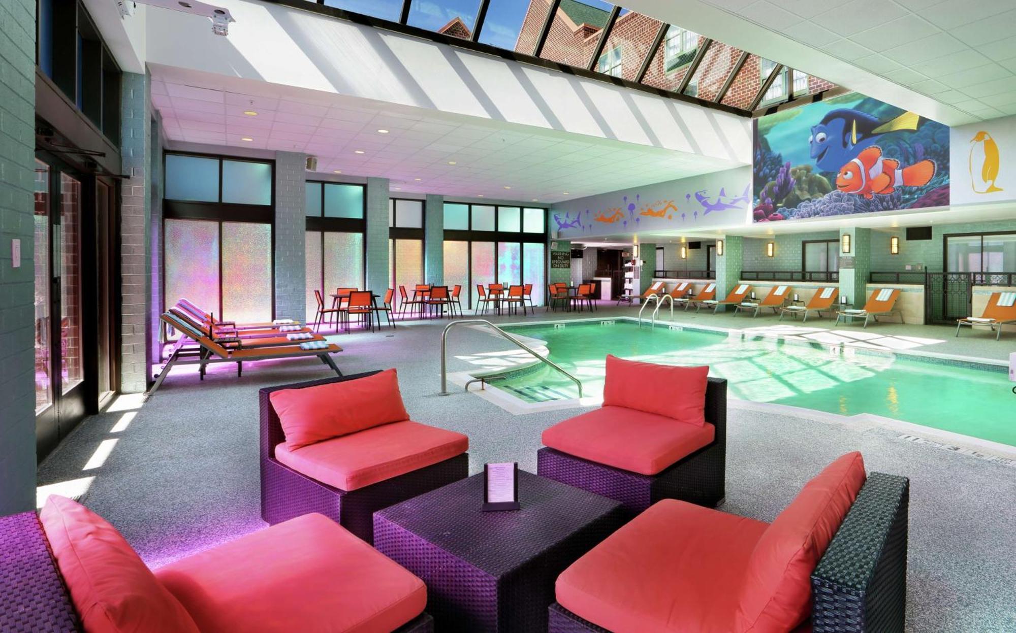 Hilton Mystic Hotel Exterior foto