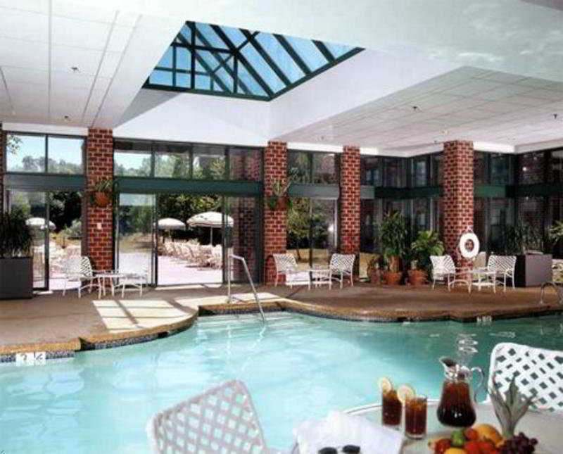 Hilton Mystic Hotel Instalações foto